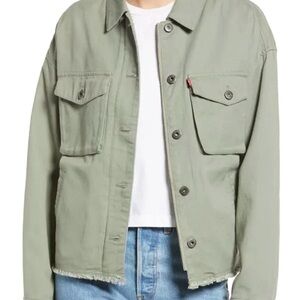 Levi’s crop raw hem utility jacket sea spray green size medium